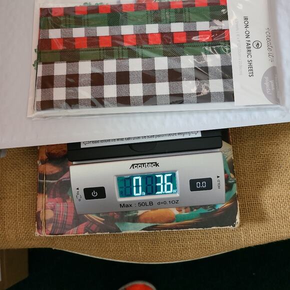 Create It Holiday Cotton Fabric Iron On Appliques 3pc Wreath Red Truck New - Picture 7 of 7